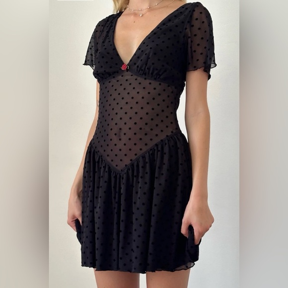 Motel Geni Mini Dress in Polka Black Flock - Picture 3 of 14
